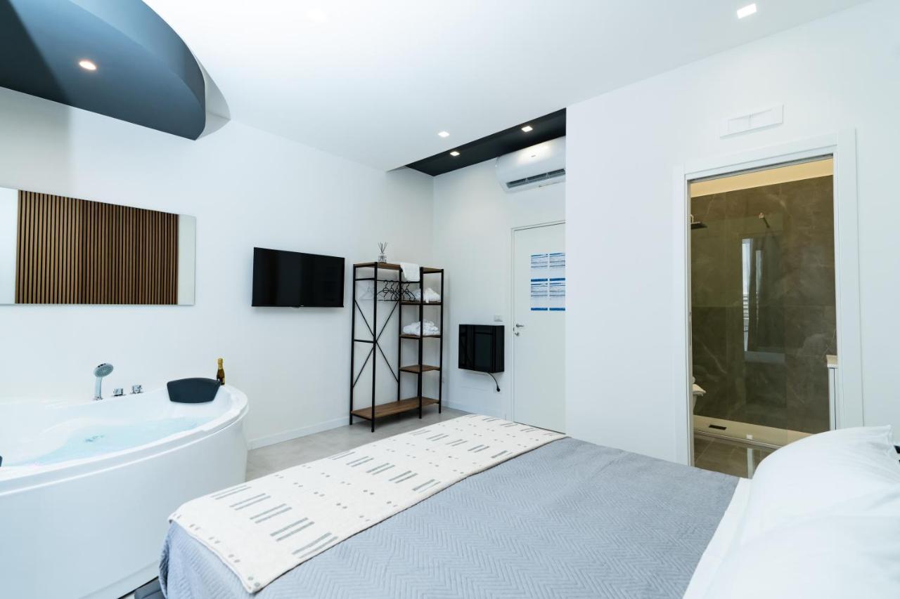 Pane E Pomodoro Bed & Breakfast Bari Luaran gambar